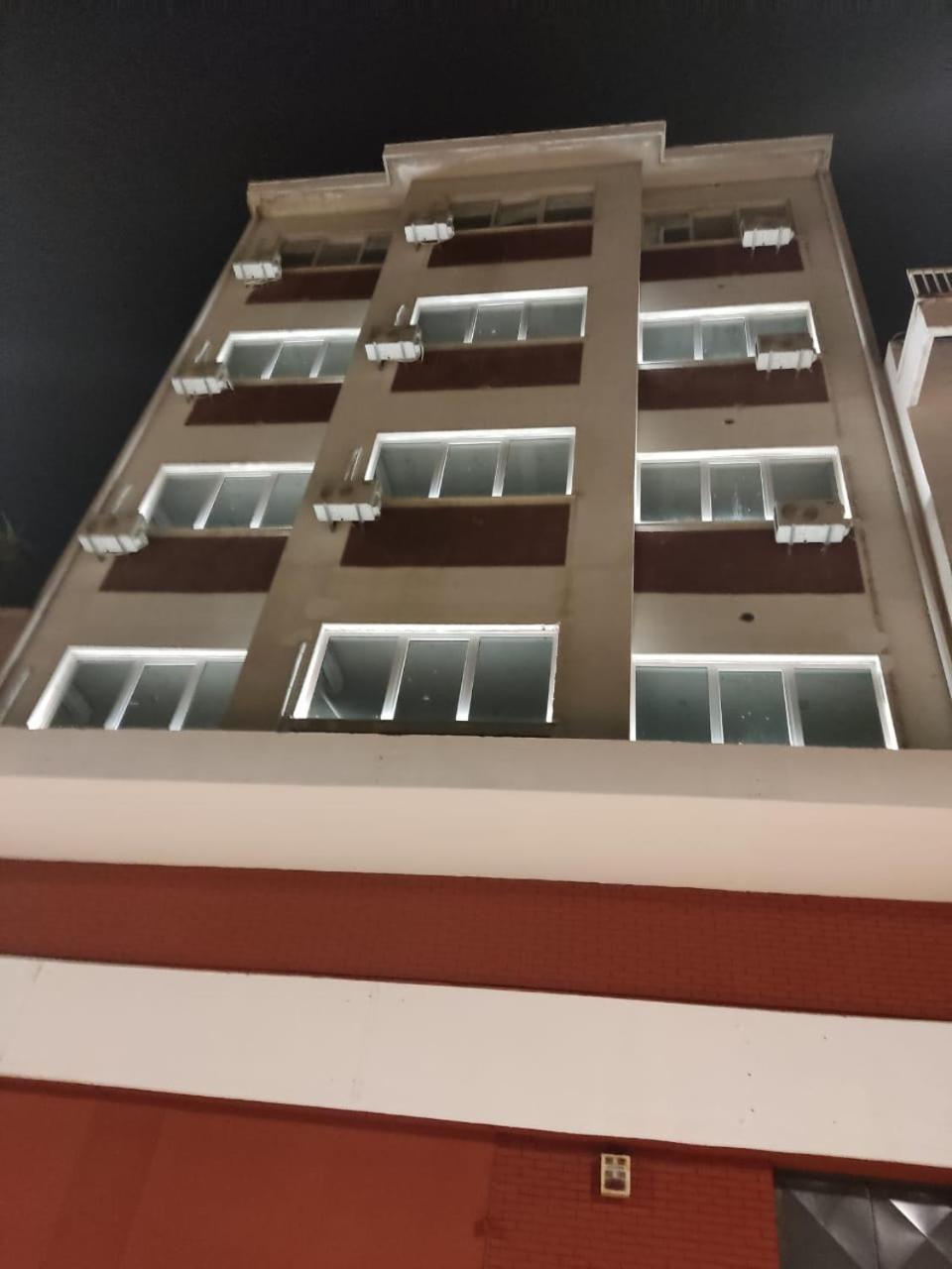 Liberal Gazi Appartement Athene Buitenkant foto