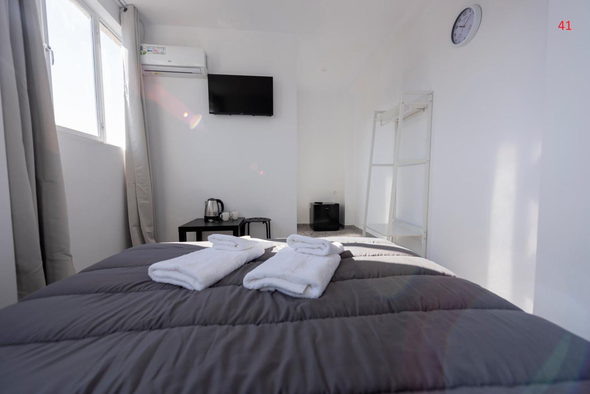 Liberal Gazi Appartement Athene Buitenkant foto