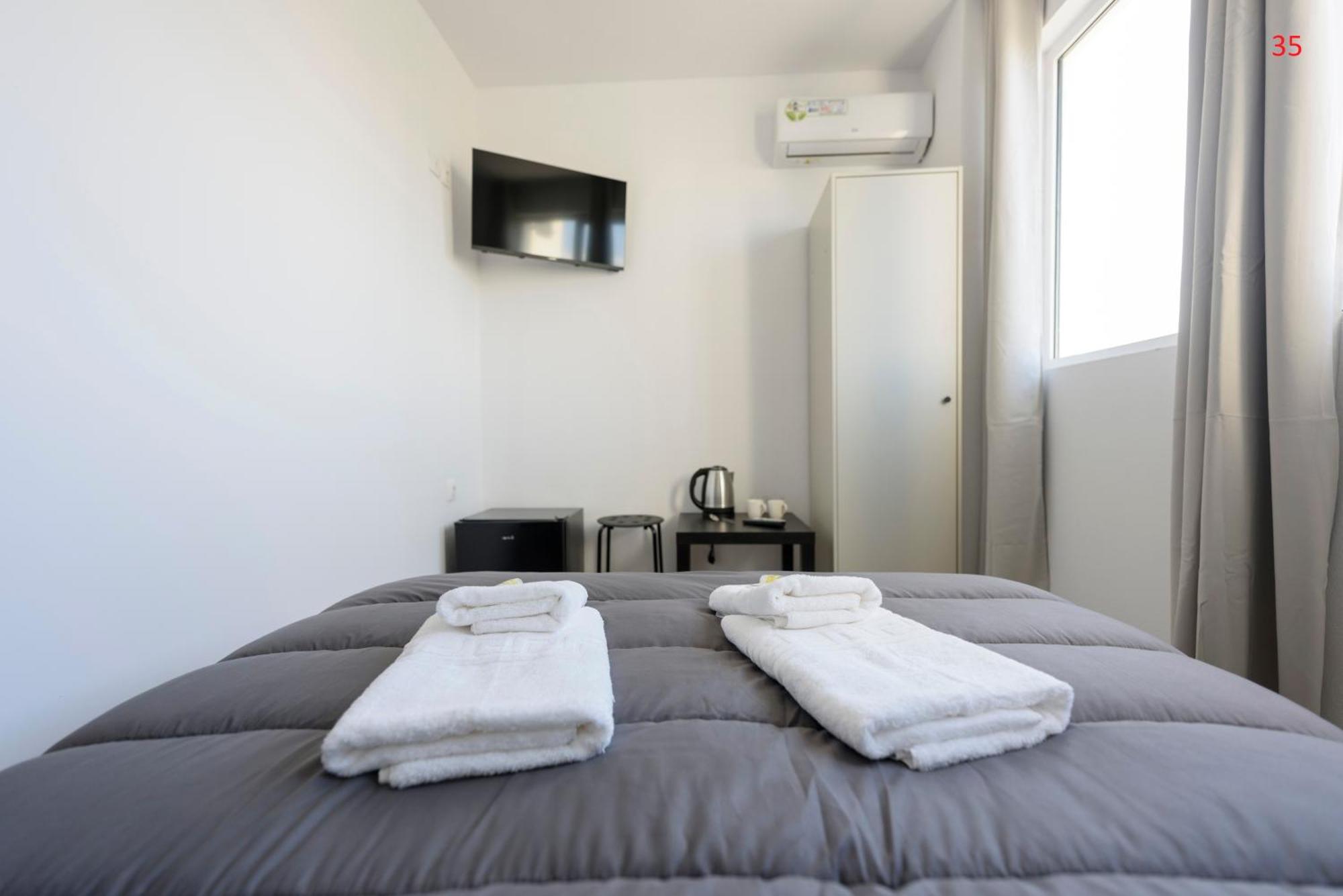 Liberal Gazi Appartement Athene Buitenkant foto