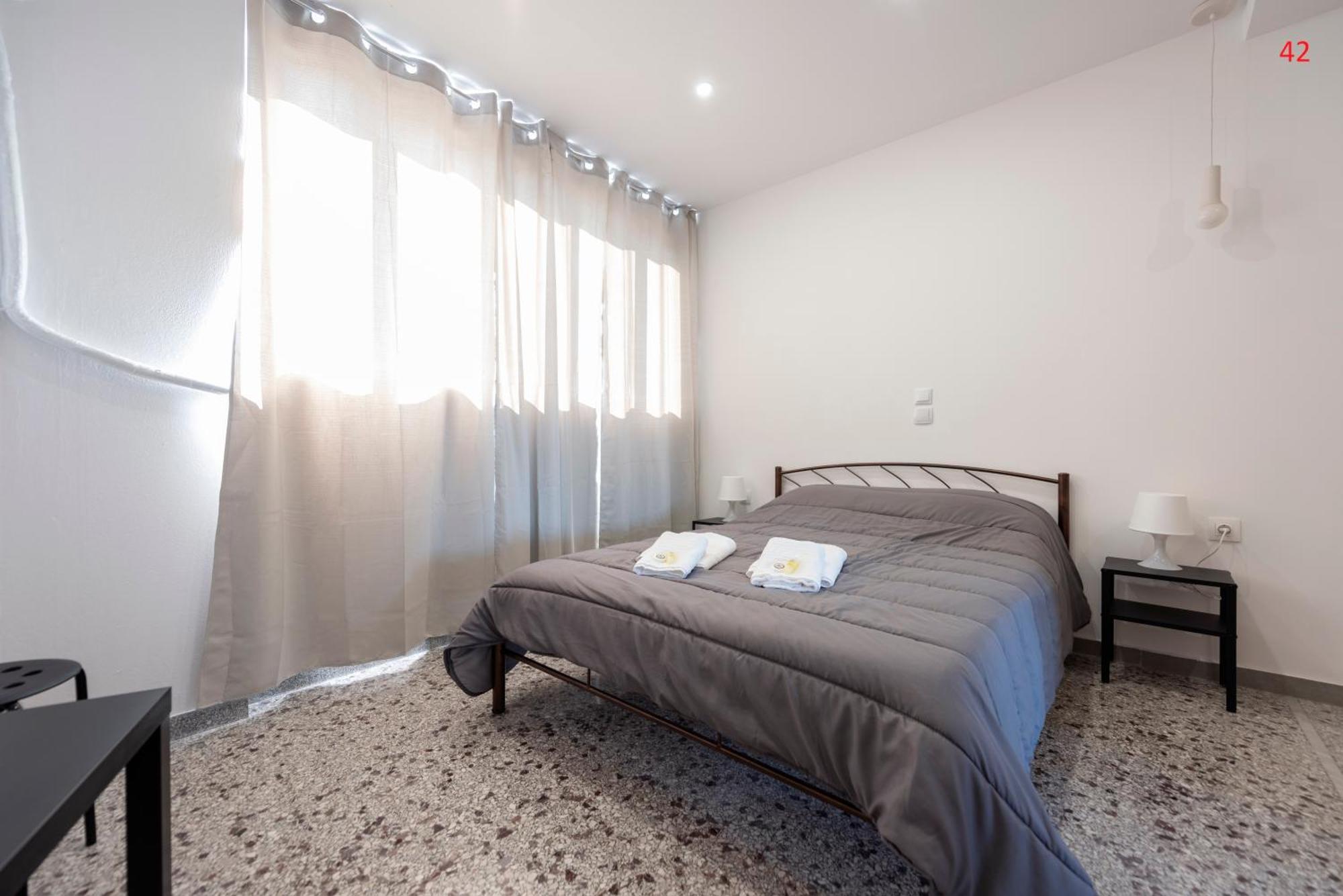 Liberal Gazi Appartement Athene Buitenkant foto