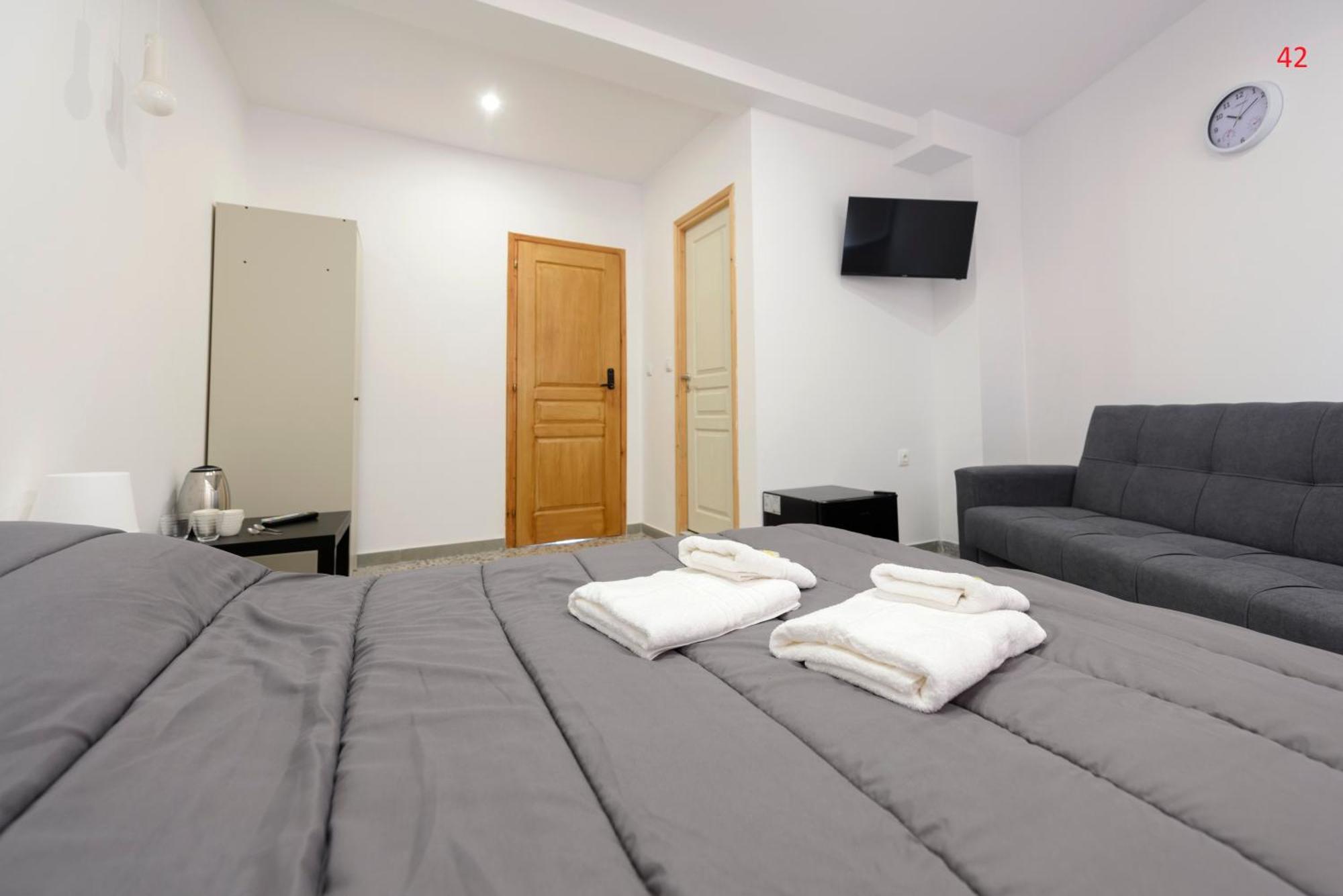 Liberal Gazi Appartement Athene Buitenkant foto