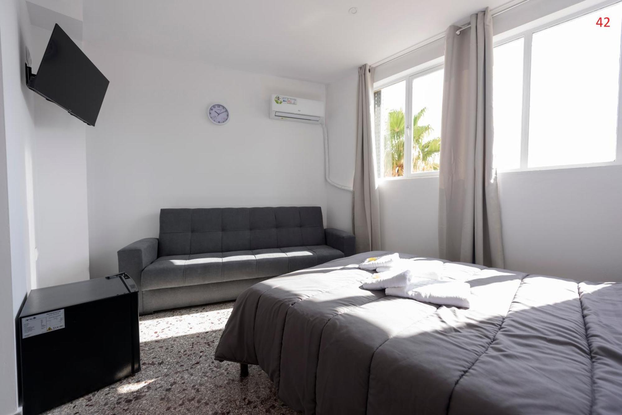 Liberal Gazi Appartement Athene Buitenkant foto