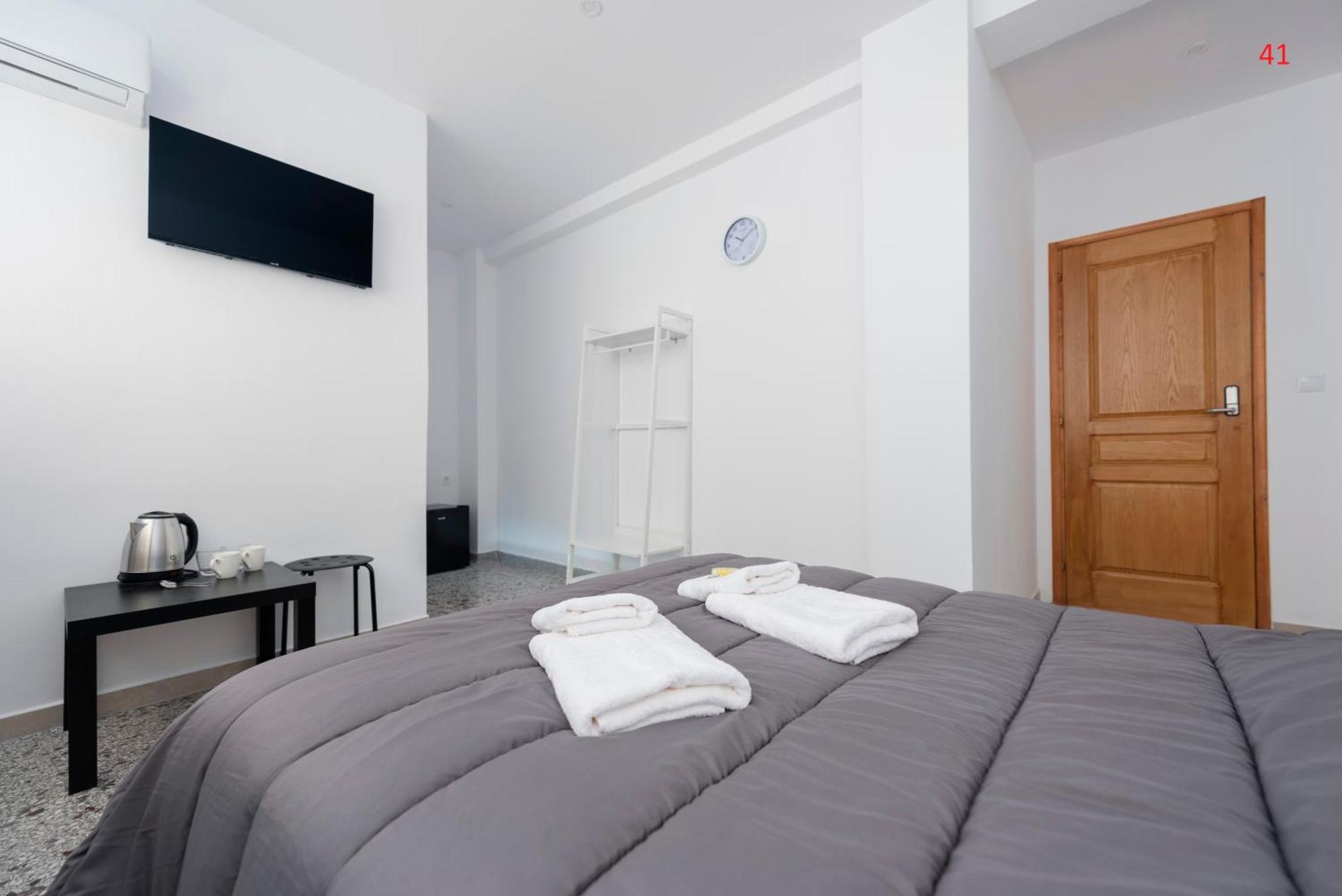 Liberal Gazi Appartement Athene Buitenkant foto