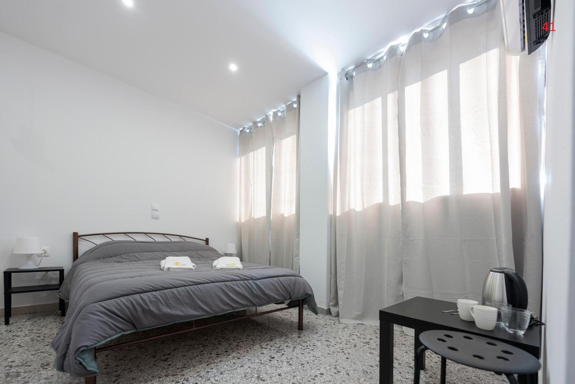Liberal Gazi Appartement Athene Buitenkant foto