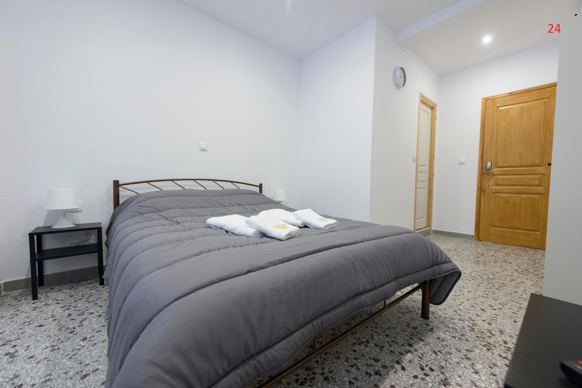 Liberal Gazi Appartement Athene Buitenkant foto