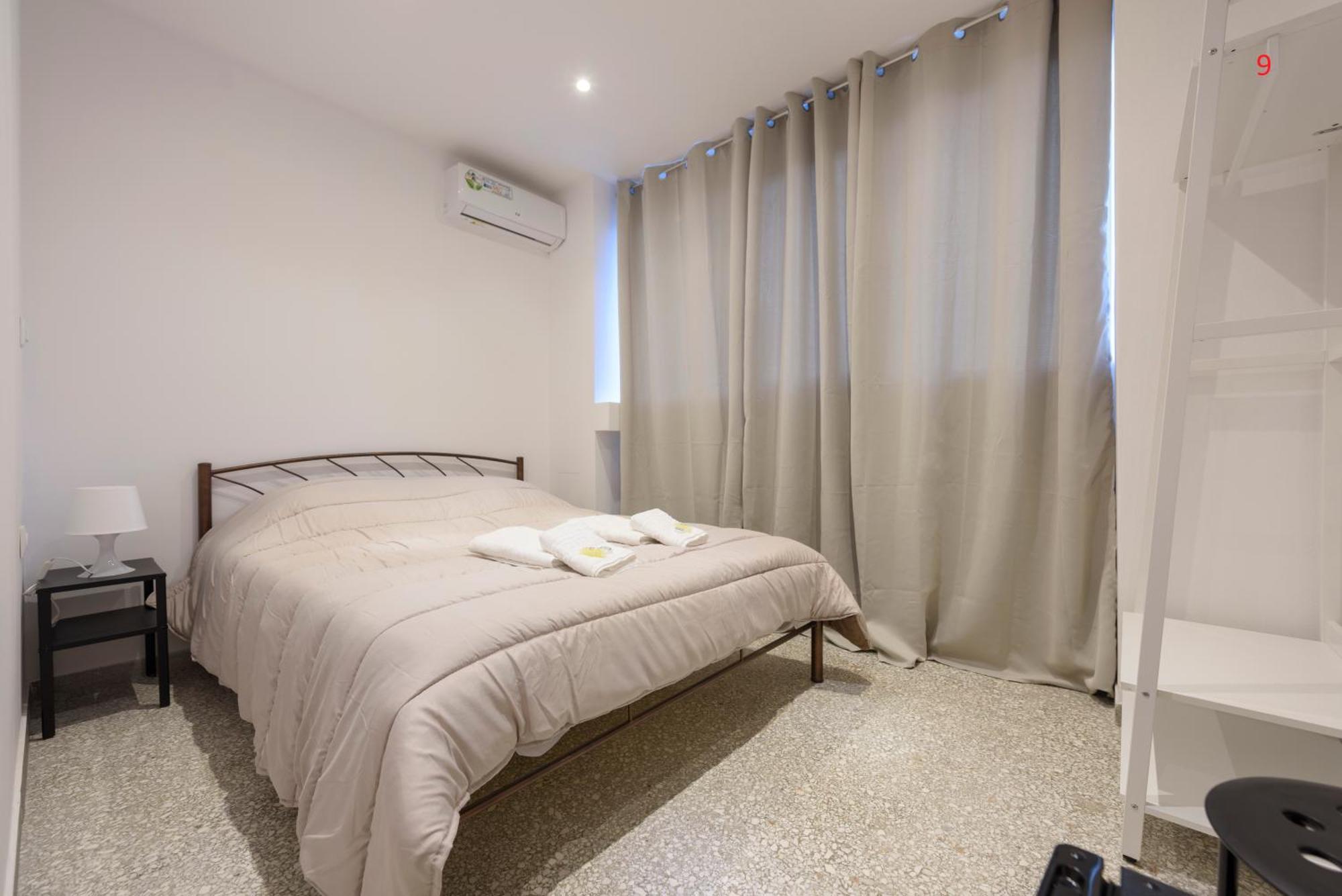 Liberal Gazi Appartement Athene Buitenkant foto